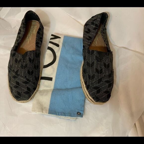 TOMS Women’s Deconstructed Alpargata Black & Tan Chevron Espadrilles Size 7 - Picture 1 of 13